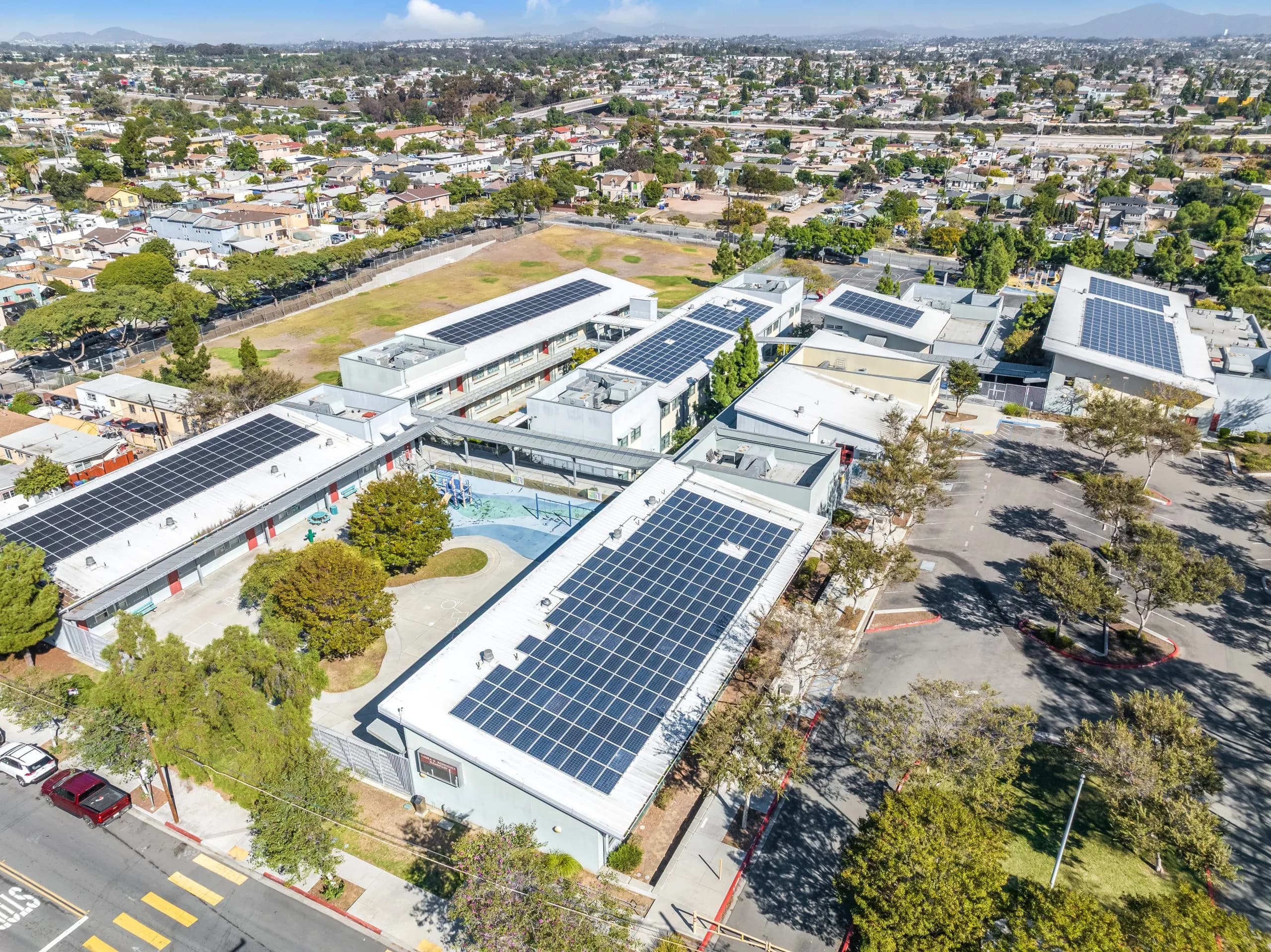 Expansive solar panel array