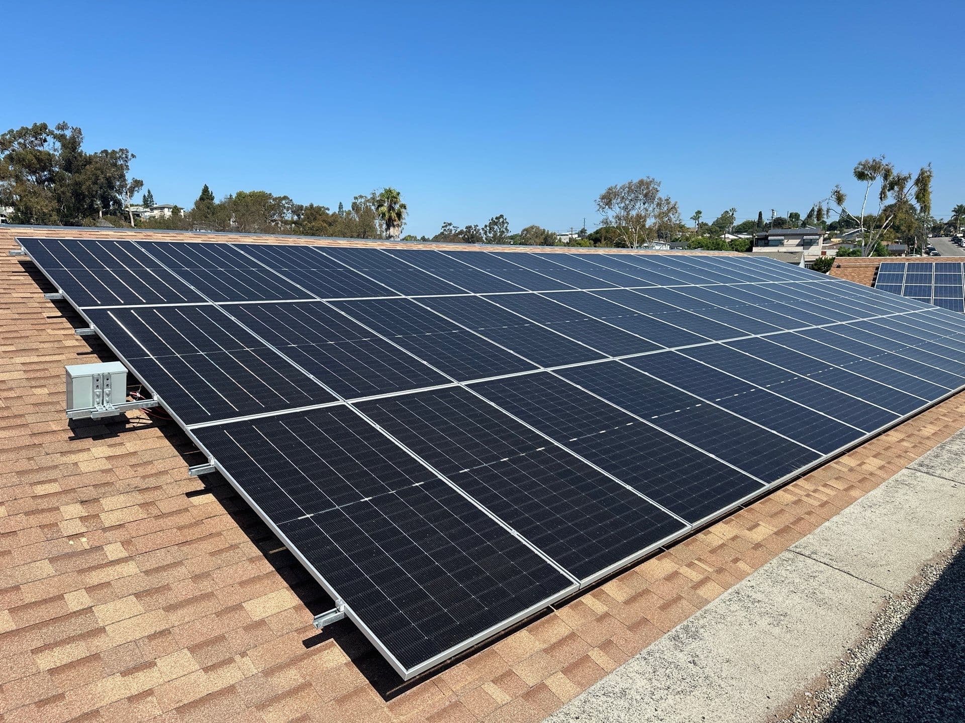 Golden Hill Elementary School – 212.2 kW Solar Install