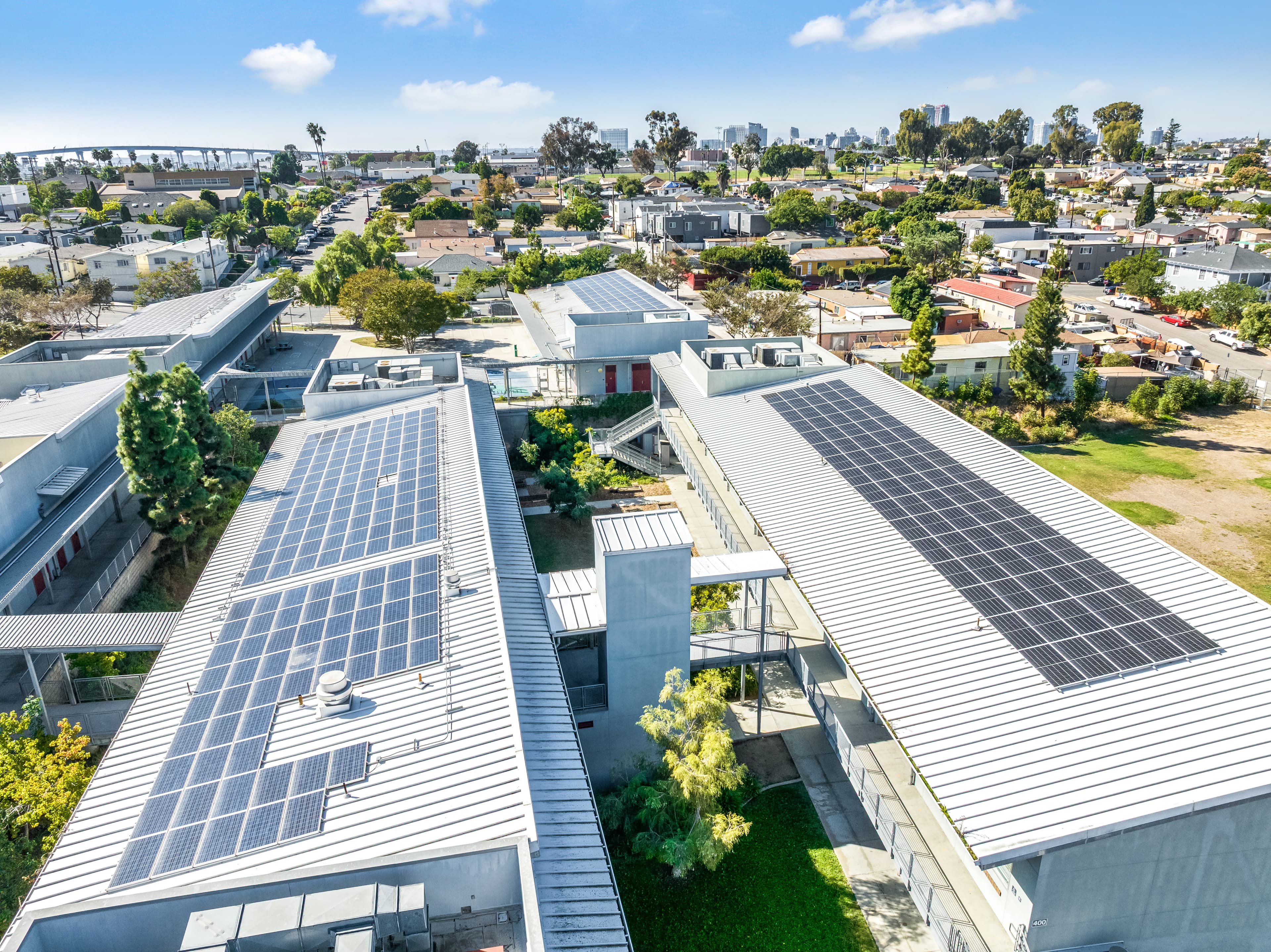 Long commercial rooftop solar array installation